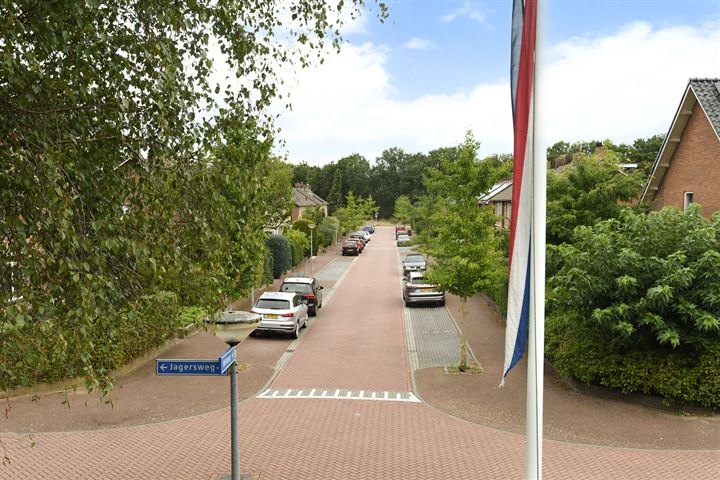 Bekijk foto 4 van Jagersweg 9