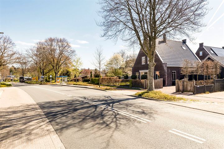 Bekijk foto 12 van Harderwijkerweg 107