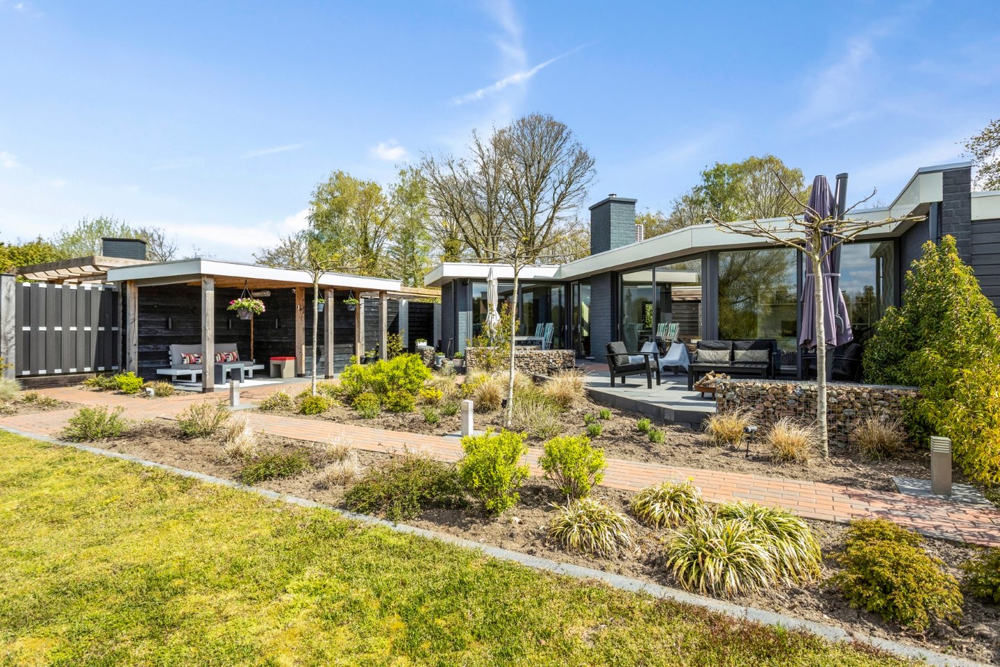 Bekijk foto 1 van Ermerzand 145