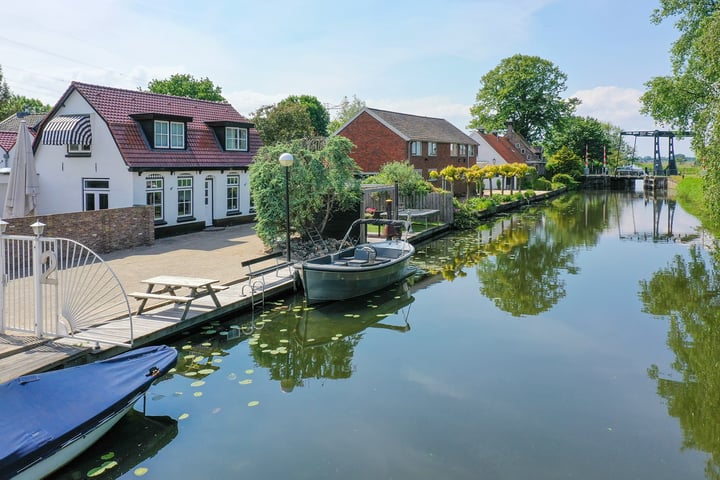 Bekijk foto 2 van Hakkelaarsbrug 2