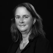 Myra van Vliet  - Commercieel medewerker