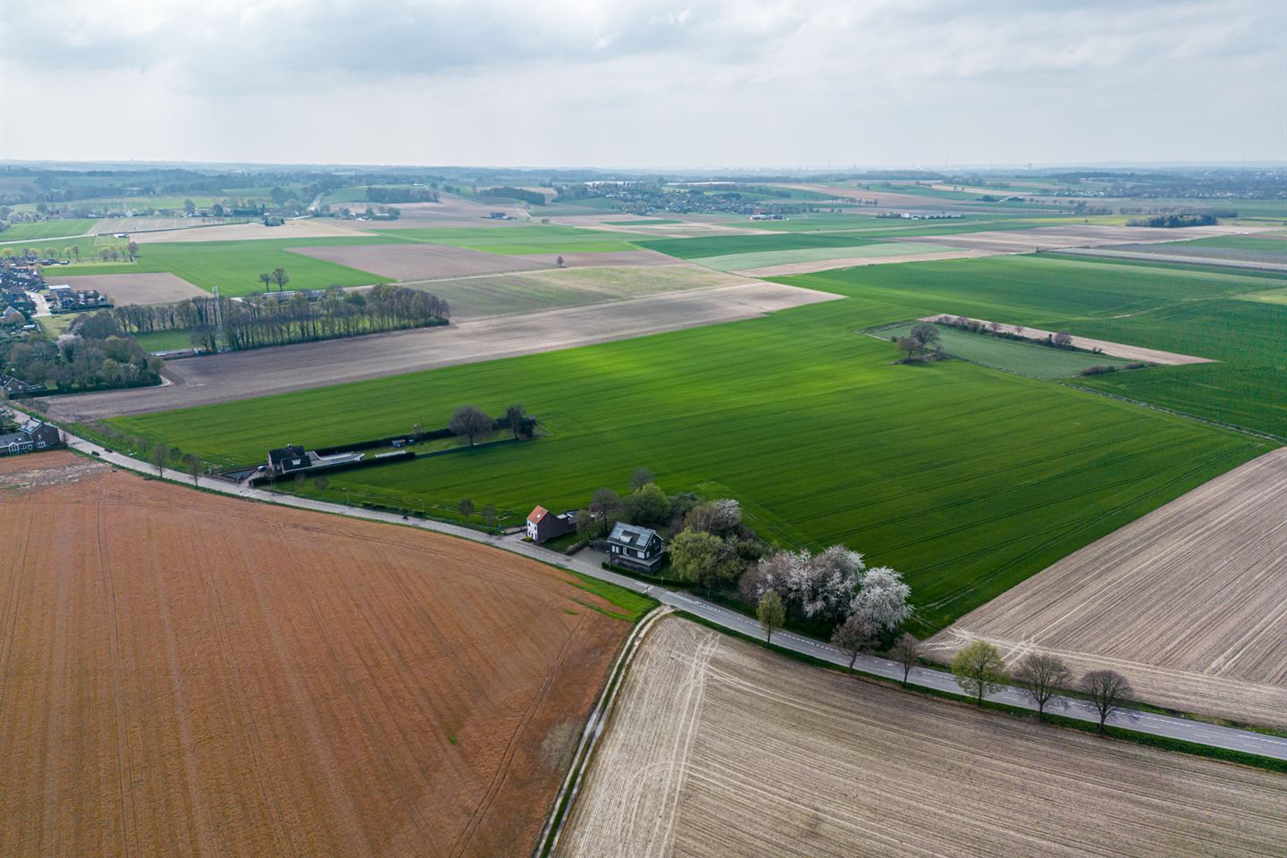 Bekijk foto 5 van Susterselerweg, Etzenraderweg, Streekweg