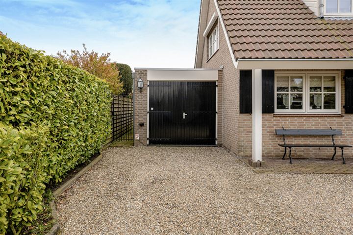 Bekijk foto 39 van Prins Florisstraat 9