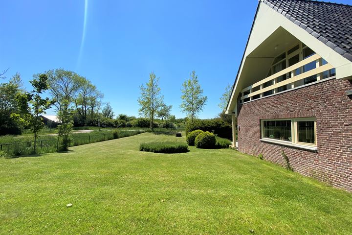 View photo 27 of Zwaanweg 12