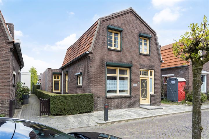 Bekijk foto 9 van Burg vd Mortelstraat 23