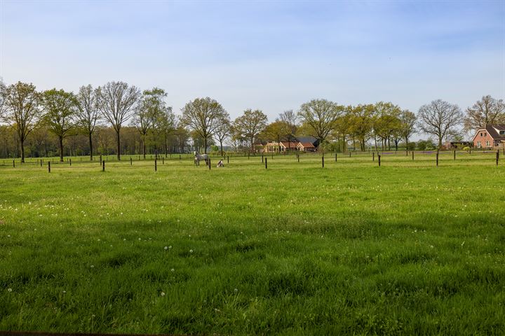 Bekijk foto 40 van Voordesdijk 12