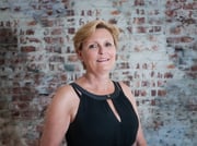 Anneth van Vuure - Commercieel medewerker