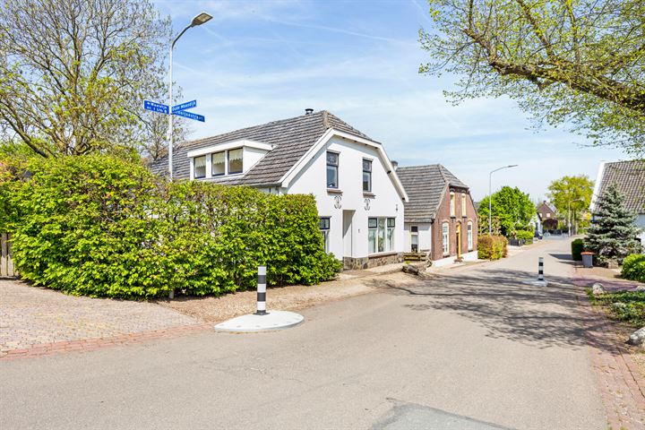 View photo 45 of Rooijsestraat 1