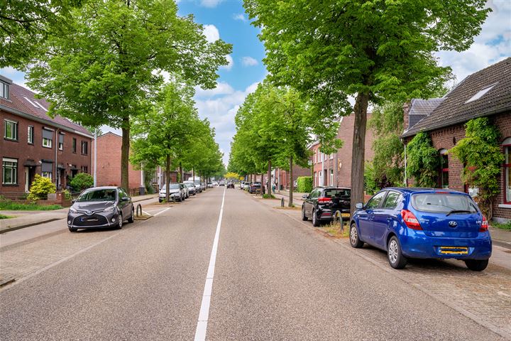 Bekijk foto 49 van Baarlosestraat 45