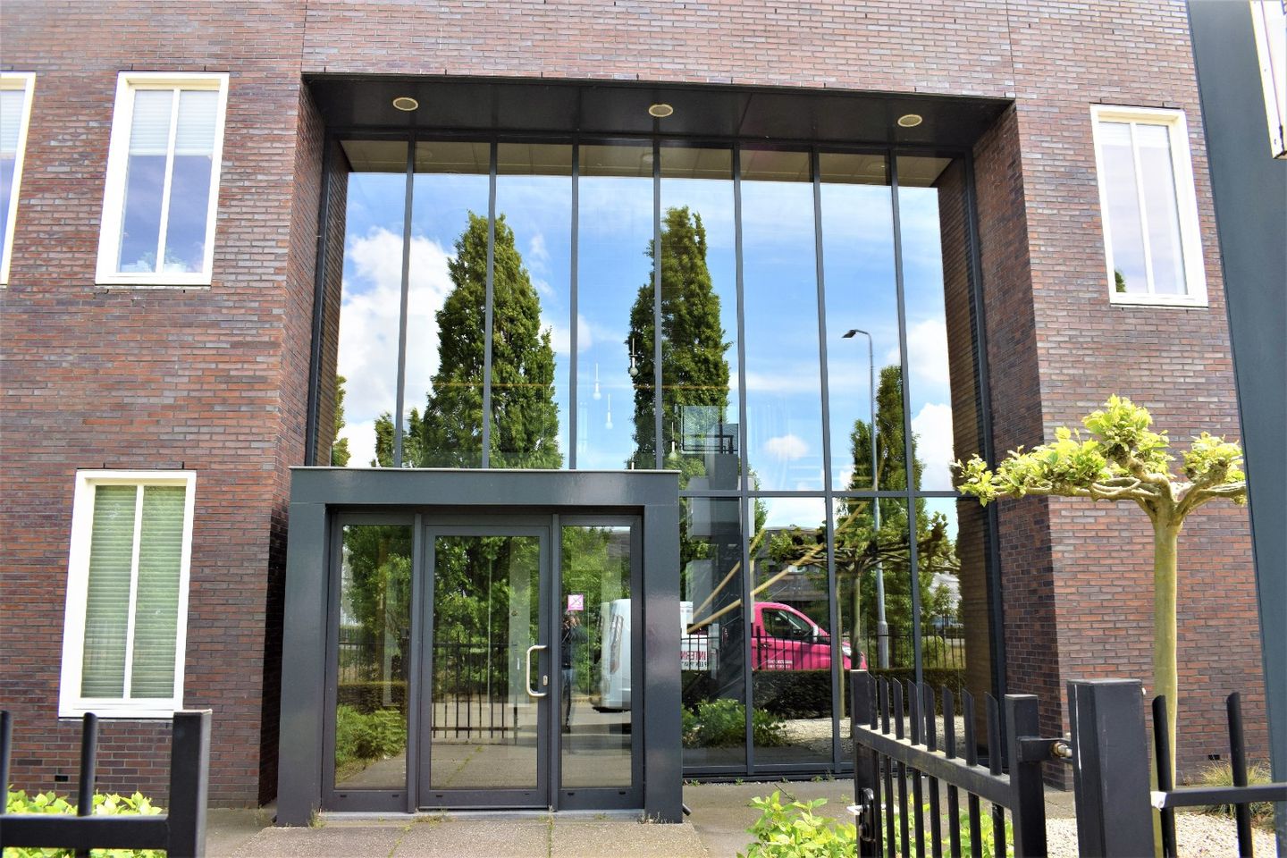 Bekijk foto 4 van Grenssteen 27