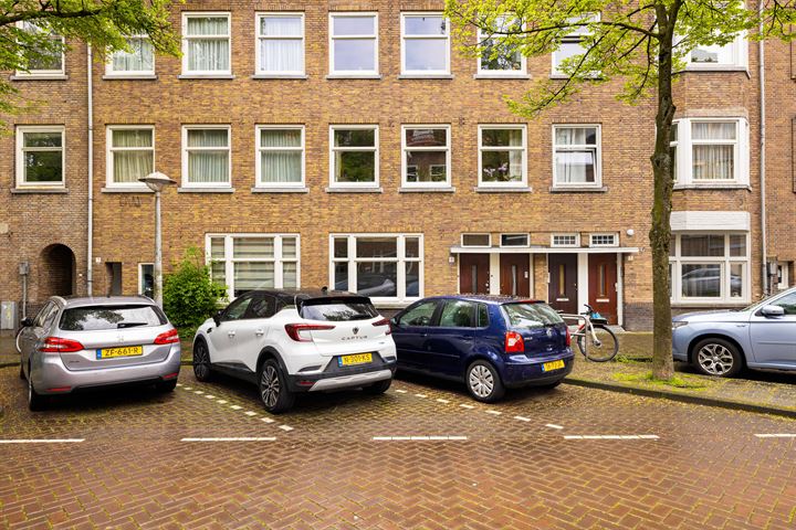 Bekijk foto 2 van Hondiusstraat 5-HUIS