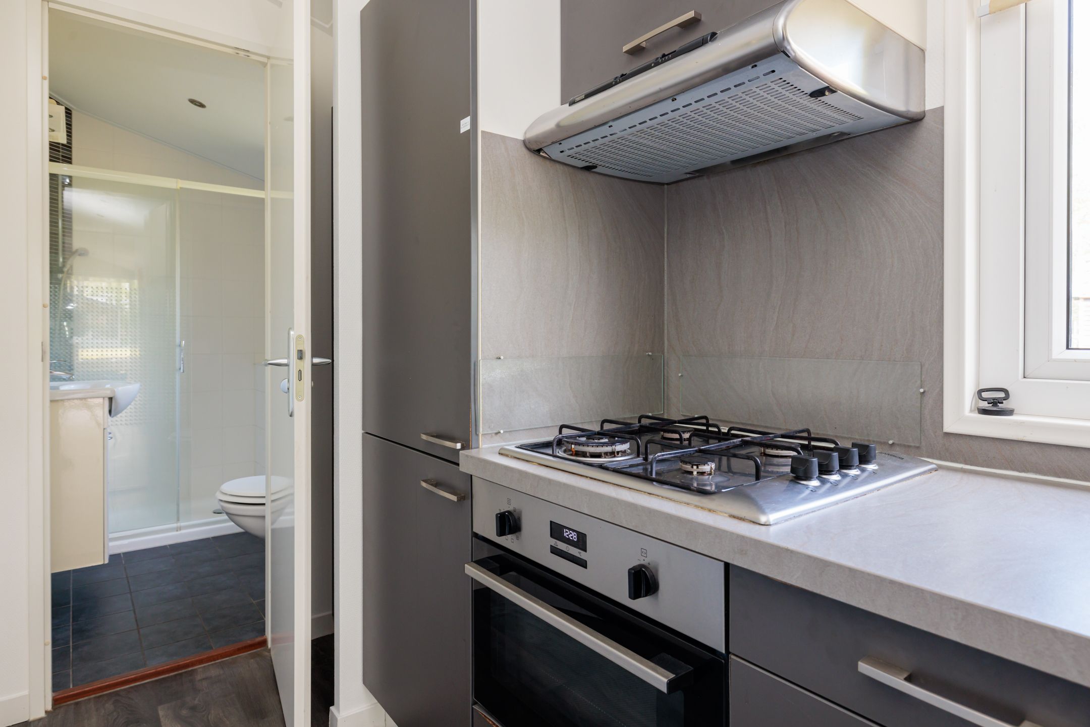 Foto 12 van Veldhuisweg 4-90