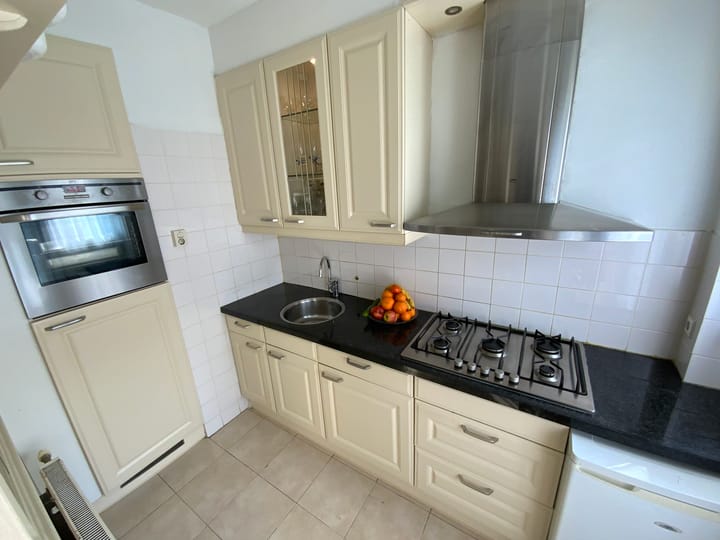 Photo 17 of Koggestraat 13-A