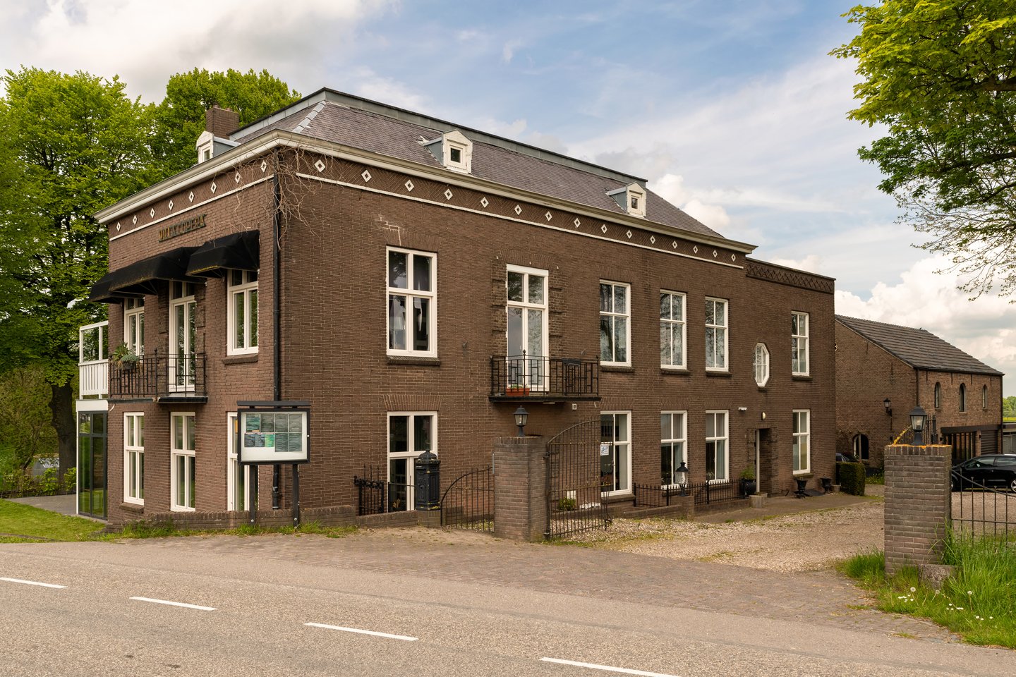 Bekijk foto 3 van Spijksedijk 2