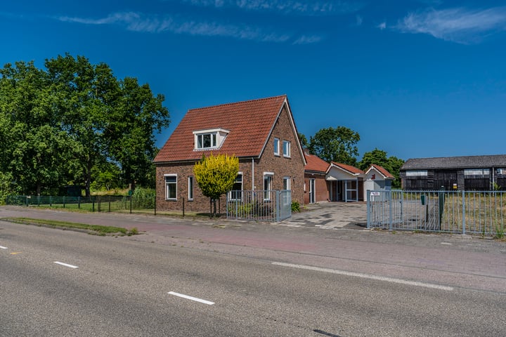 Weg naar den Dam 3 - 5
