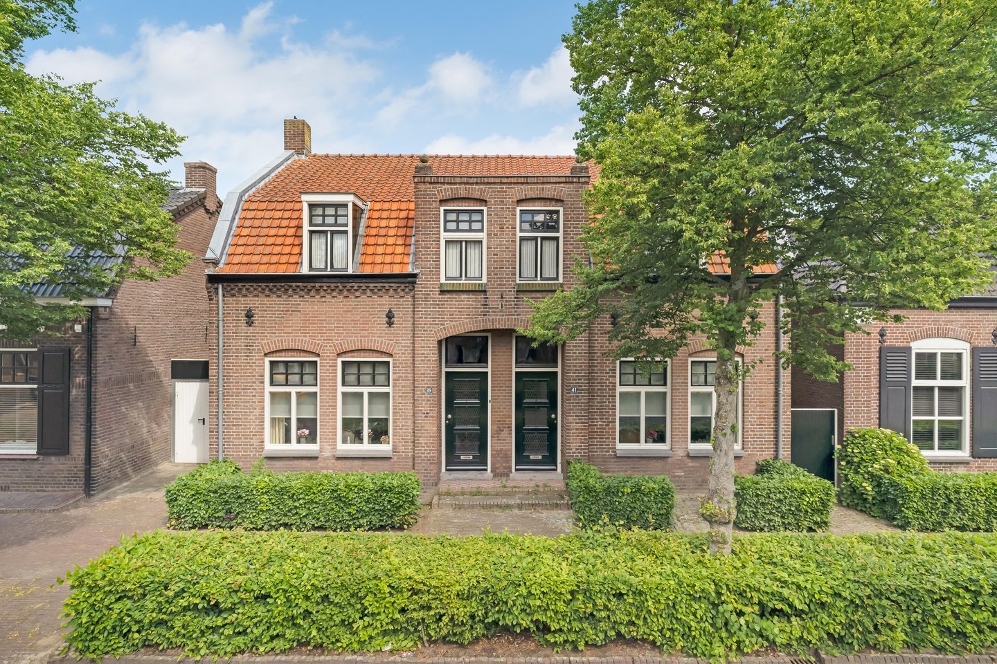 Huis te koop: Hugo Thijssensplein 26 5741 GJ Beek en Donk [funda]