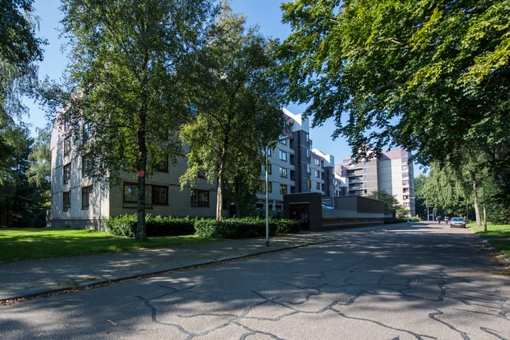 Photo 32 of Professor Cobbenhagenlaan 740
