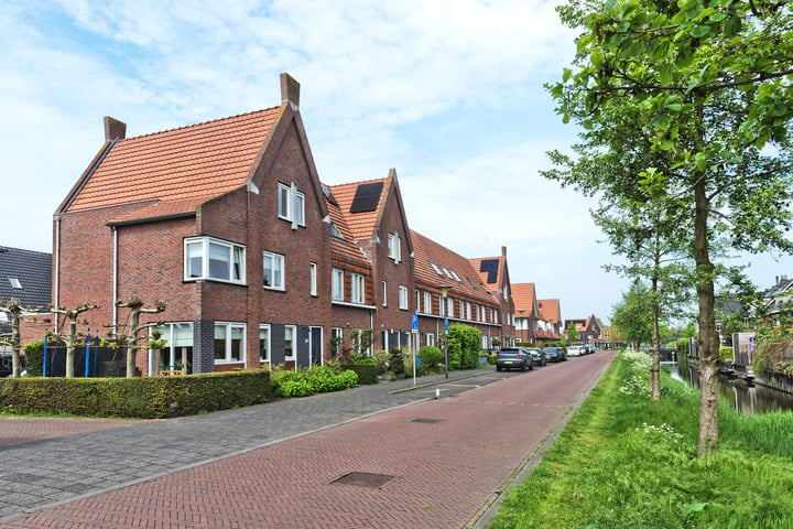 Bekijk foto 2 van Vlinderweg 190