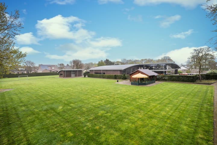 Photo 2 of Leeuwstraat 88