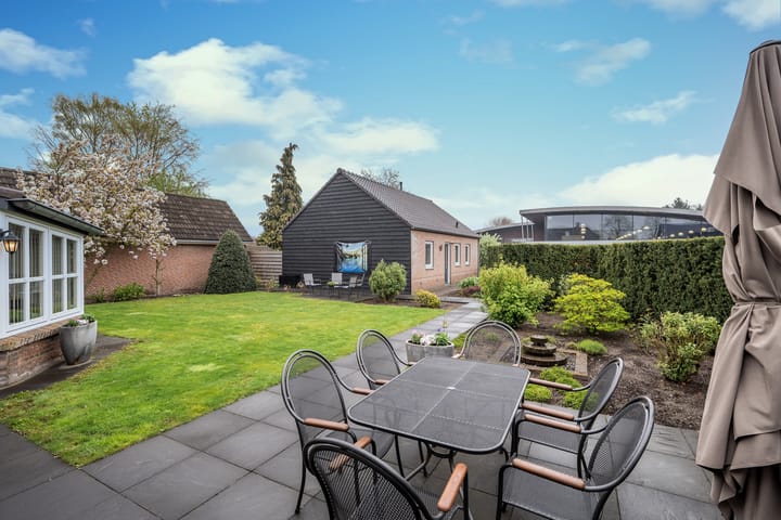 Photo 13 of Leeuwstraat 88