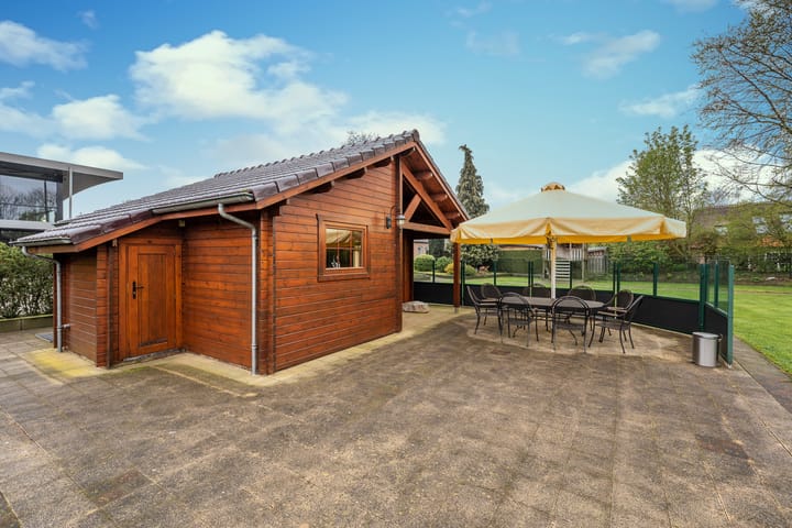 Photo 22 of Leeuwstraat 88