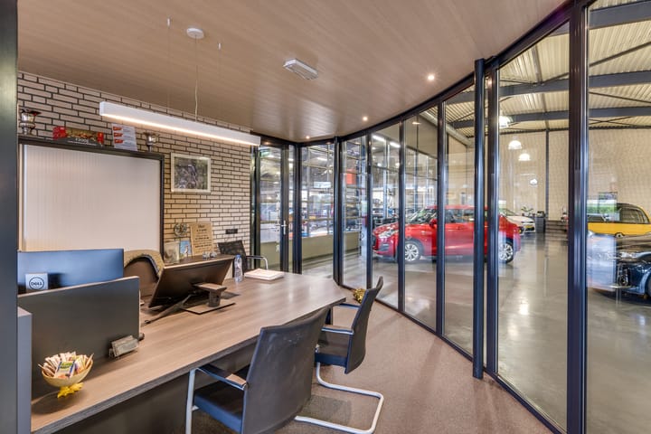 Photo 60 of Leeuwstraat 88