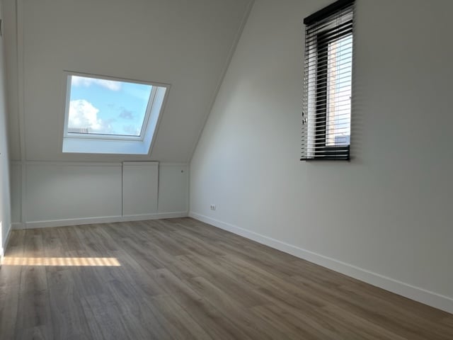Bekijk foto 4 van Roskam 72