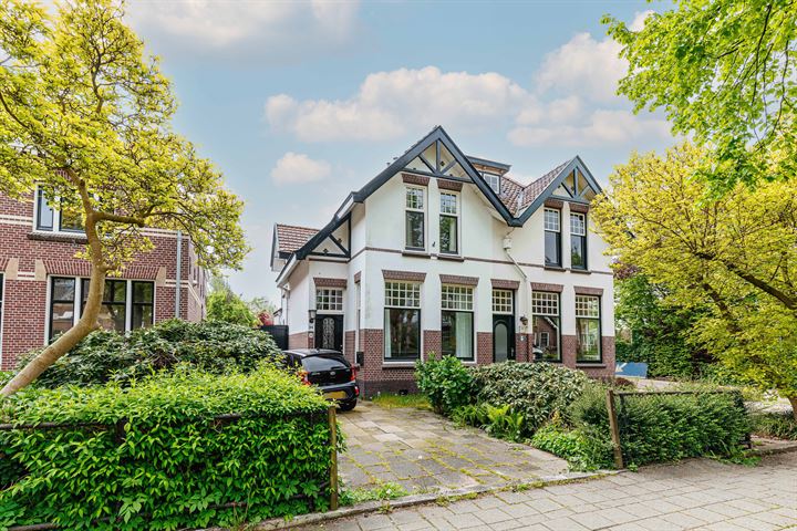 Bekijk foto 38 van Graaf Florisweg 56