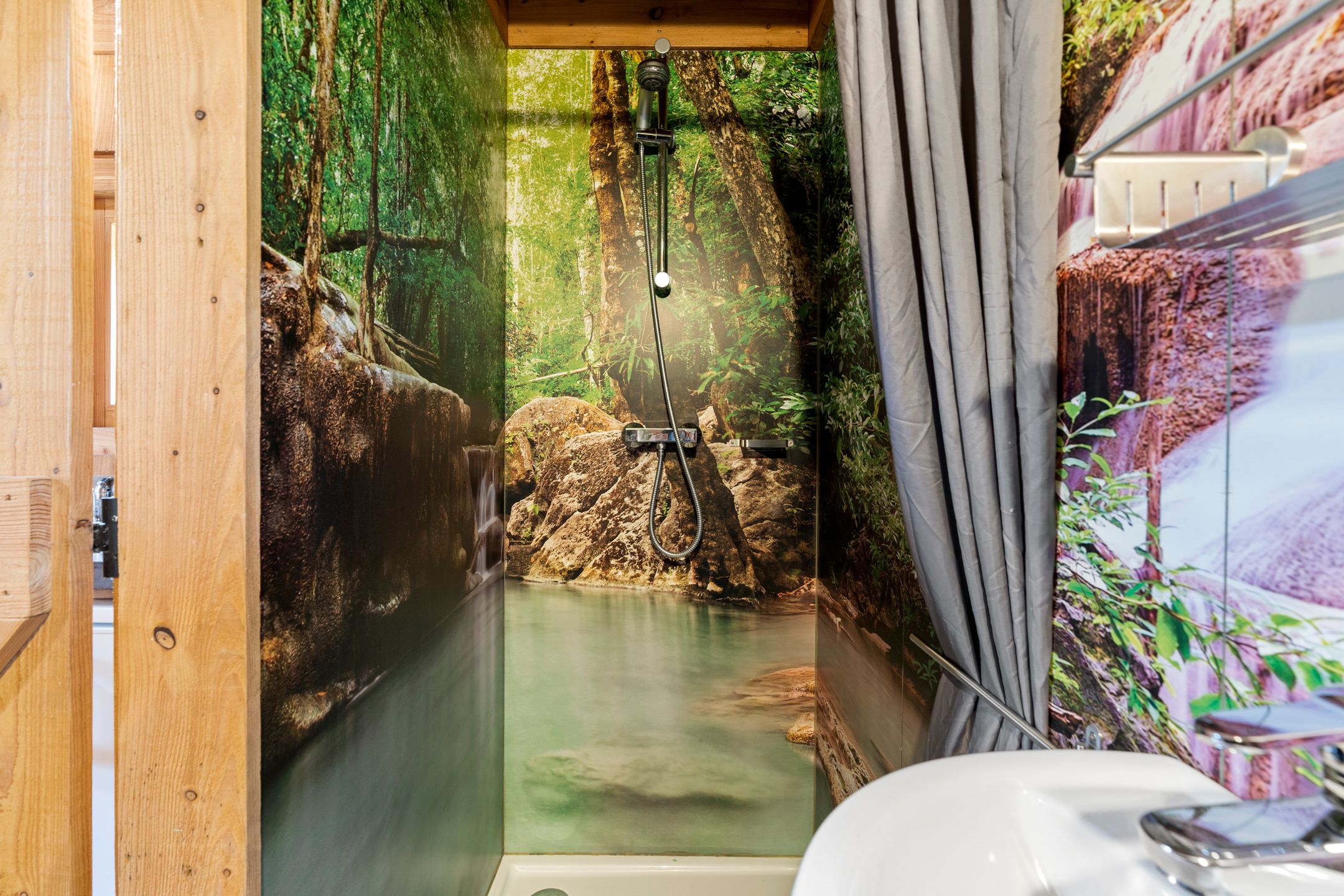 Foto 12 van Arnhemseweg 100-101