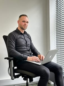 Marten van Klinken BBE - Commercieel Medewerker