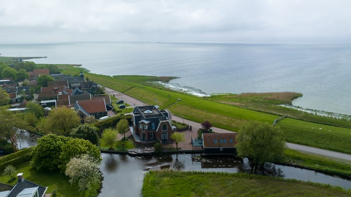 Photo 7 of Zeedijk 1