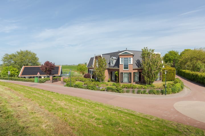 Photo 20 of Zeedijk 1