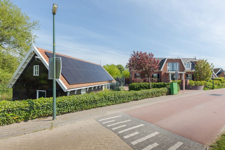 Photo 9 of Zeedijk 1