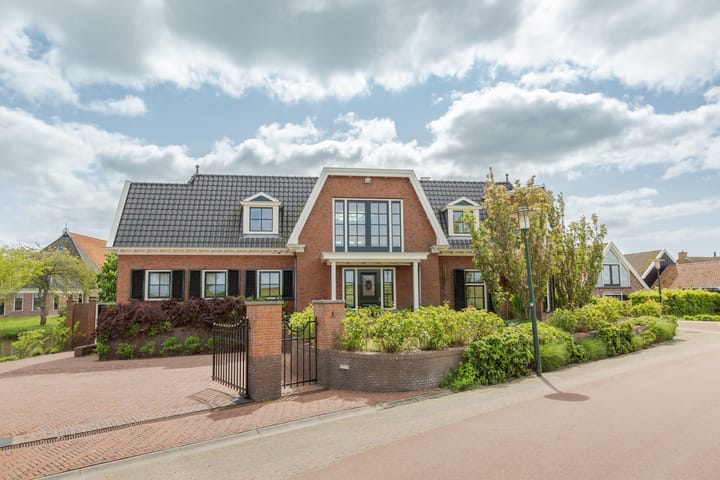 Photo 5 of Zeedijk 1