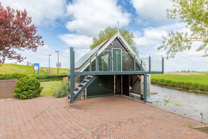 Photo 69 of Zeedijk 1