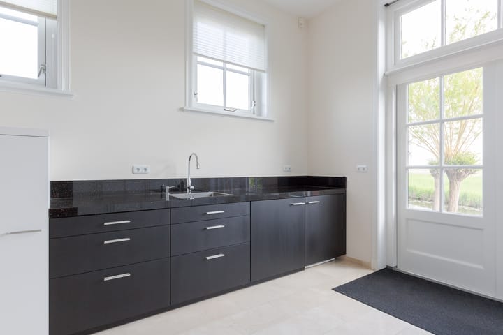 Photo 65 of Zeedijk 1