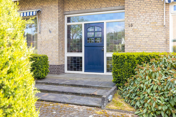 Bekijk foto 47 van Lorskensstraat 16