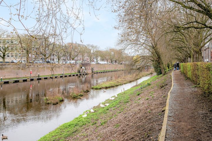 Bekijk foto 19 van Halvemaanstraat 5