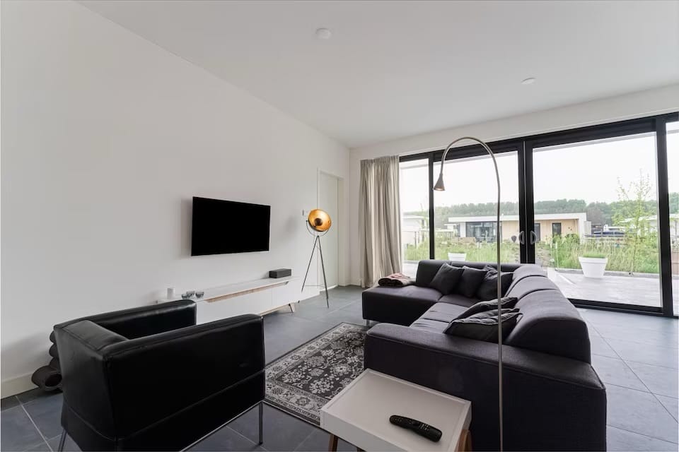 Foto 12 van Pluvierenweg 9-424