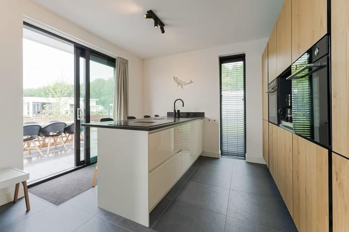 Foto 16 van Pluvierenweg 9-424