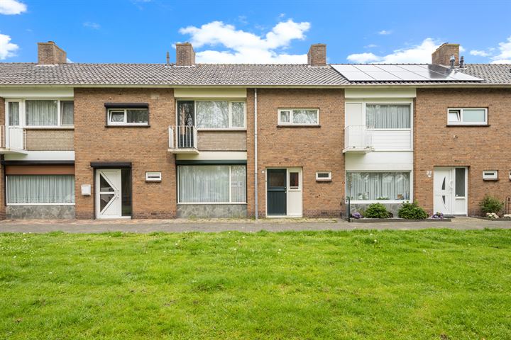 Koopwoningen Beukenlaan - Huizen Te Koop In Beukenlaan [funda]