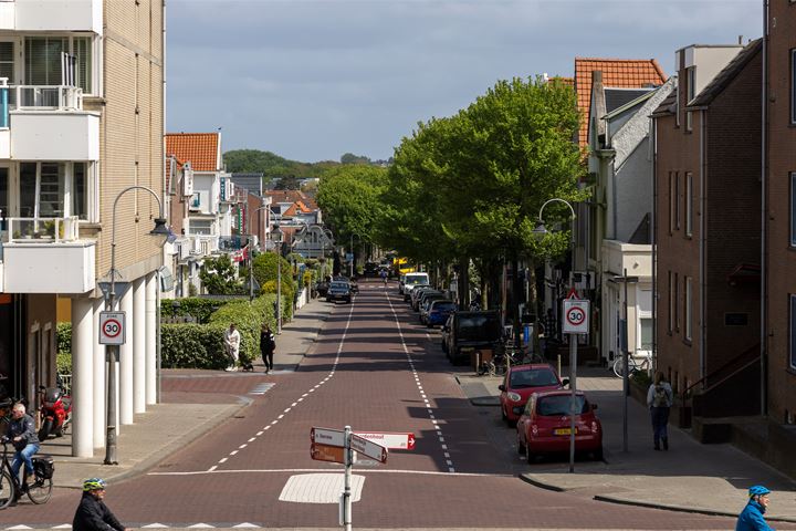 Bekijk foto 25 van Burgemeester van Fenemaplein 7-F2