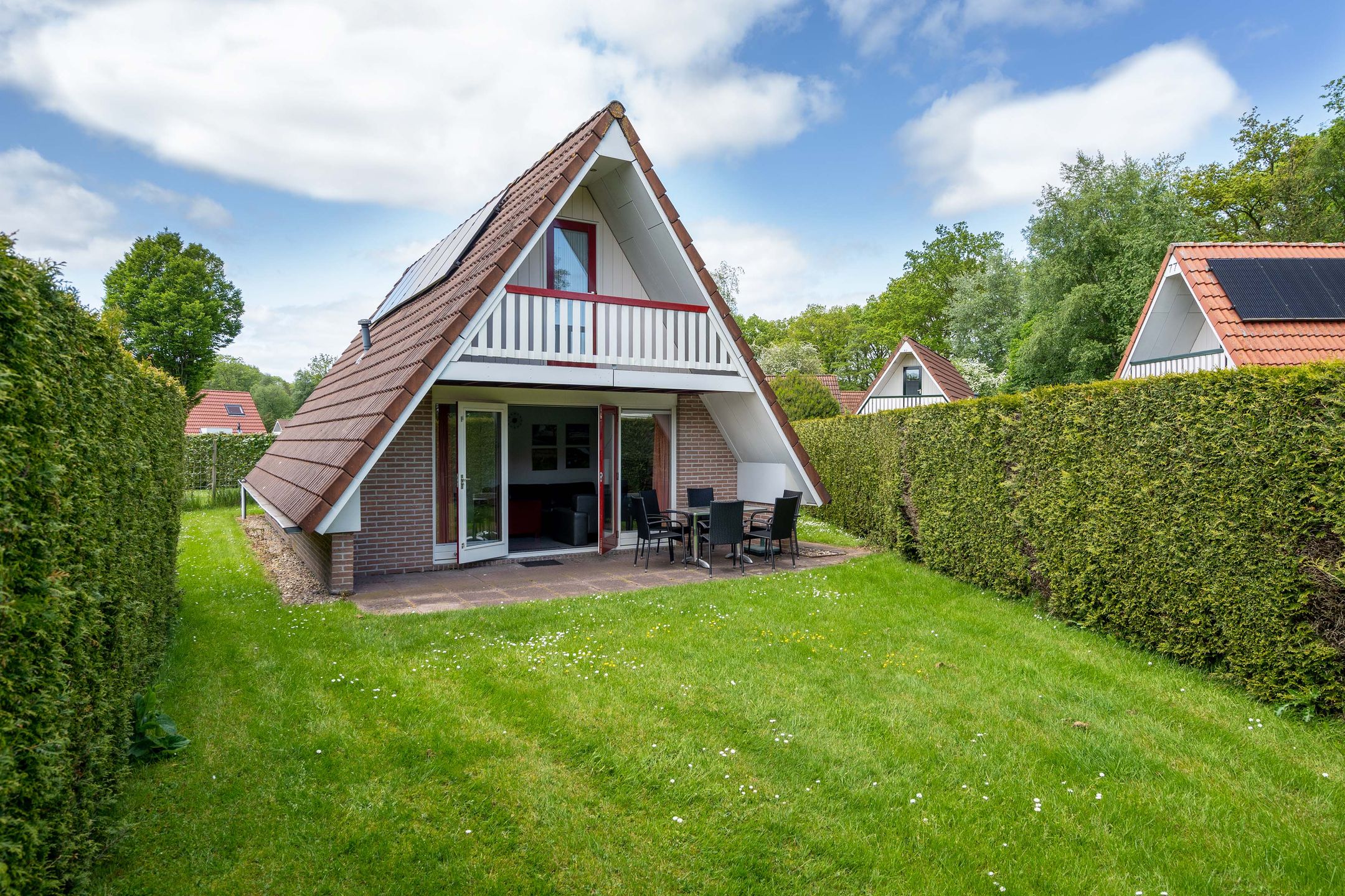 3-bedroom freehold villa in Zwiggelte — photo 1 of 5