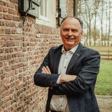 Johan van der Waaij - NVM Register Makelaar (Directeur)