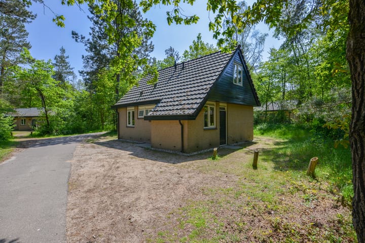 Photo 2 of Grevenhout 21-209