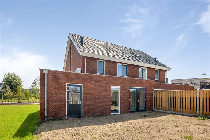 View photo 32 of Lierderbroek 4