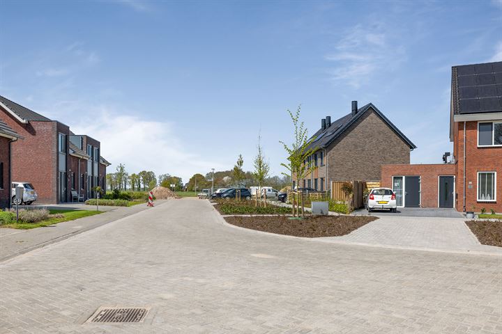 View photo 33 of Lierderbroek 4