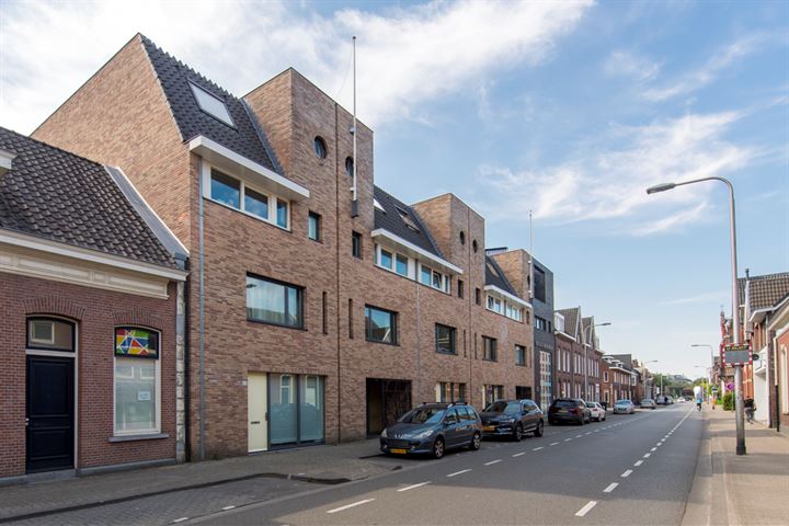 Bekijk foto 32 van Goirkestraat 142