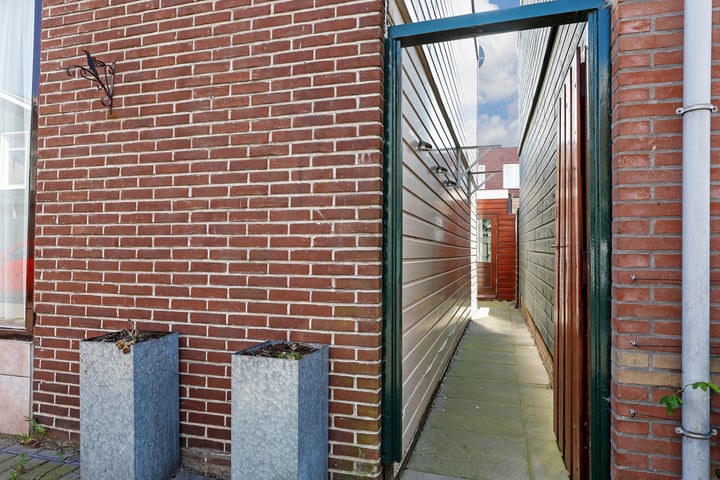 Bekijk foto 43 van Schoolmeestersstraat 52