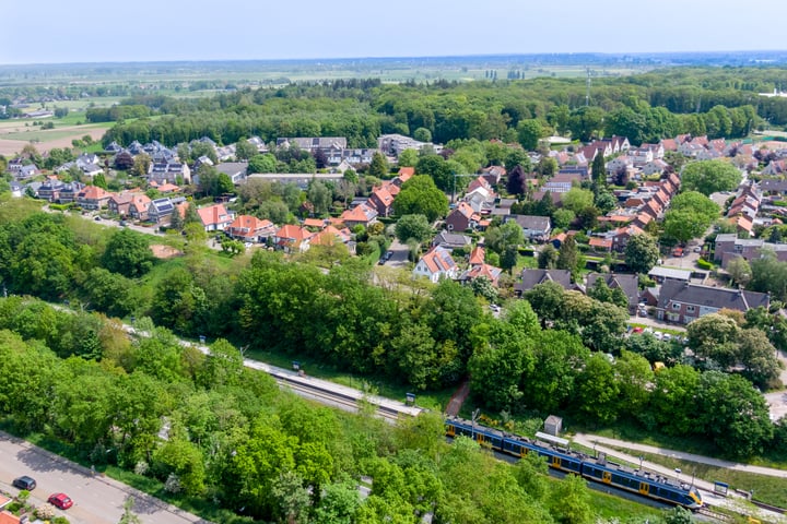 Bekijk foto 2 van Levendaalseweg 15